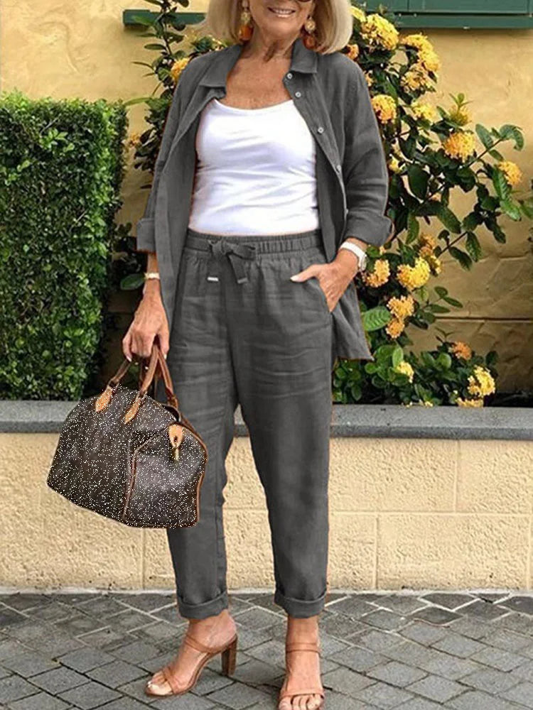 Nora – Two-piece set with blouse and trousers