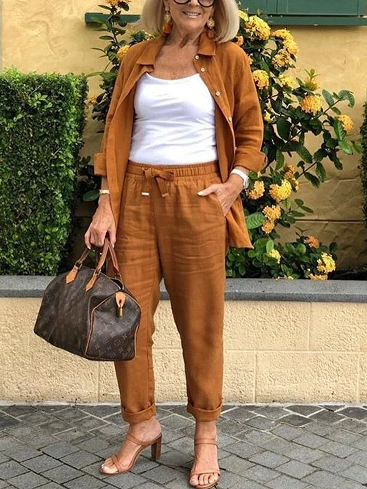 Nora – Two-piece set with blouse and trousers