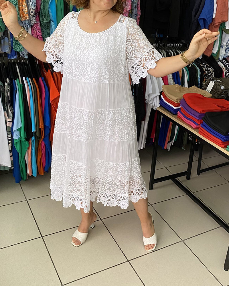 Isis - Plain lace dress with short sleeves