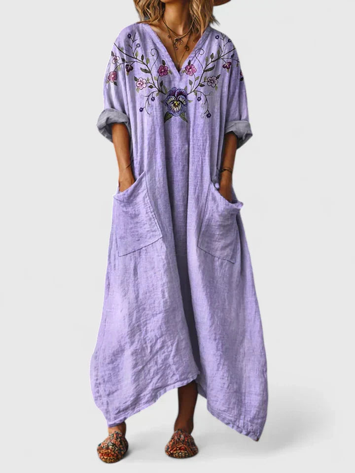 Maria – Dress with V-neck