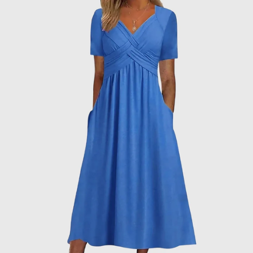 Amara – Elegant dress with flattering feminine fit
