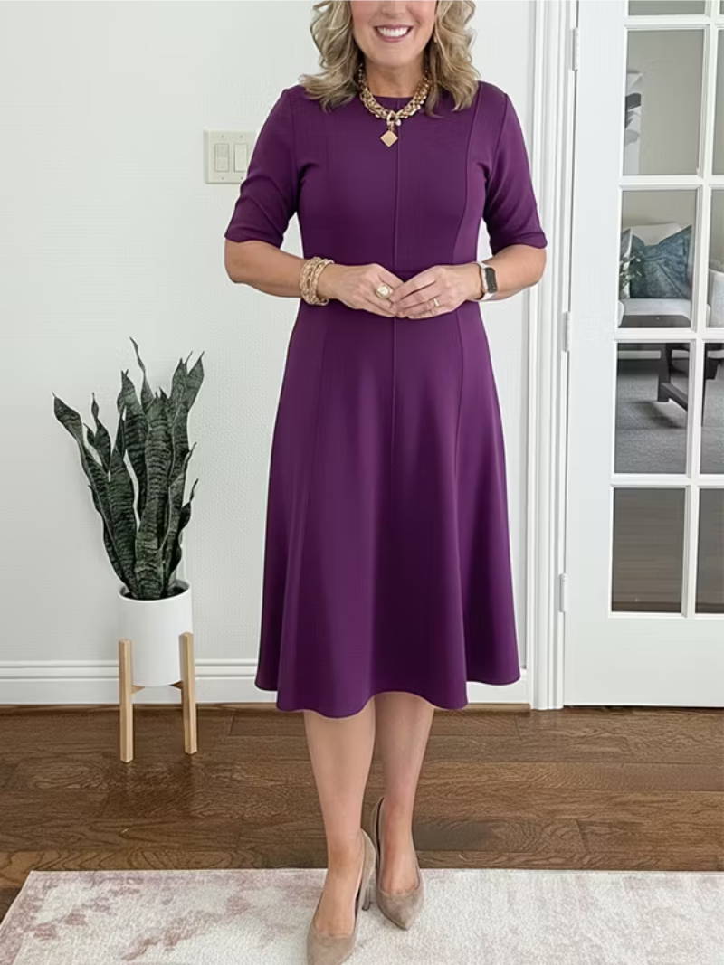 Mila – Dress with elegant silhouette