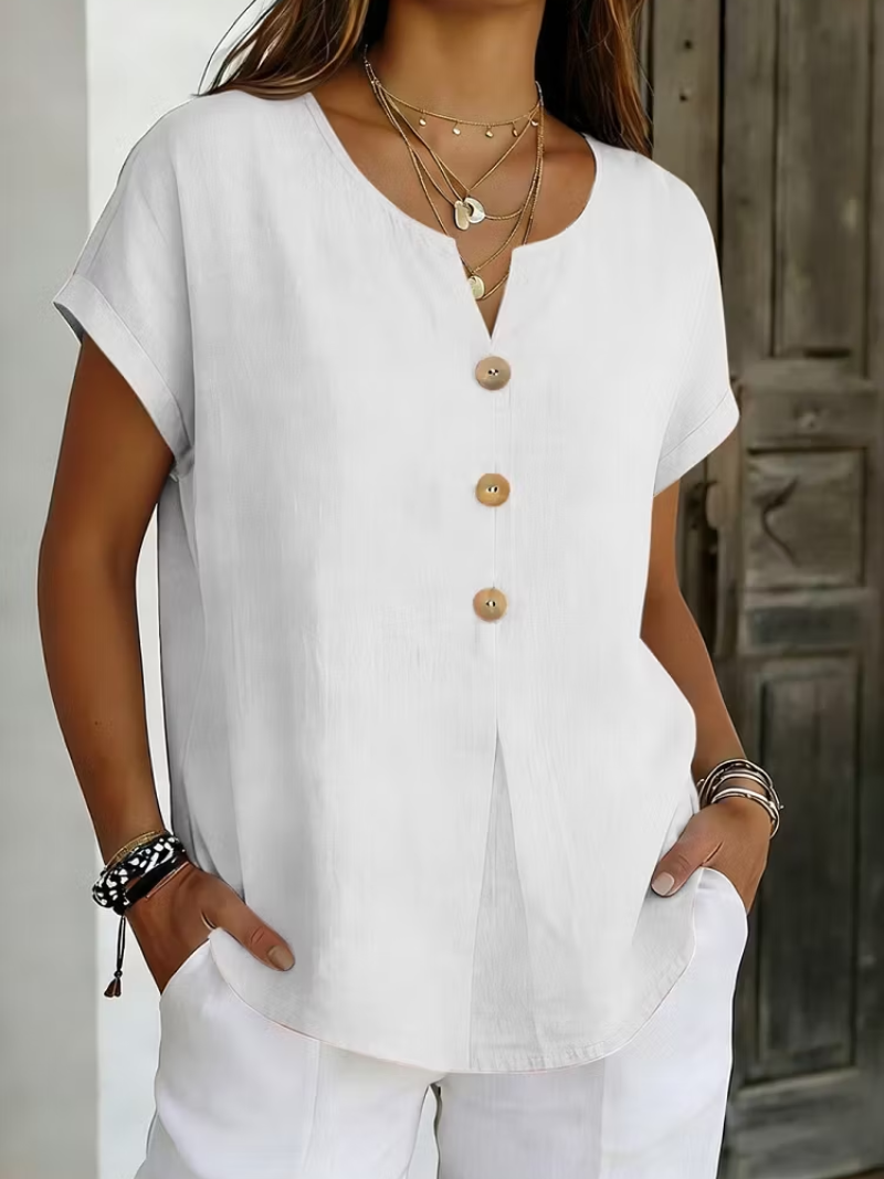 Bianca – Top with decorative button detail