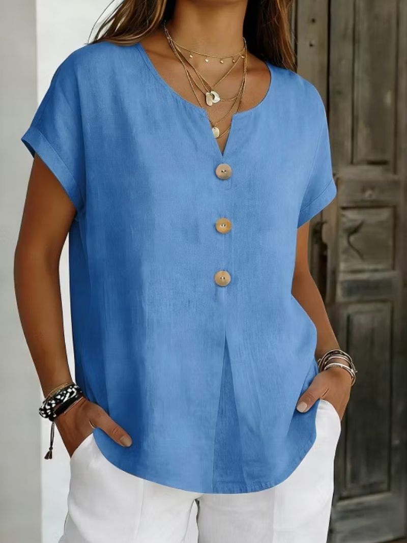 Bianca – Top with decorative button detail
