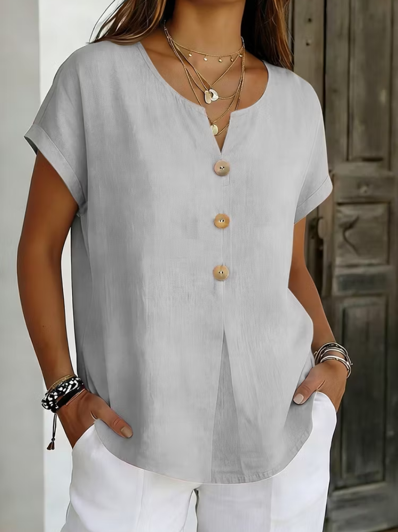 Bianca – Top with decorative button detail