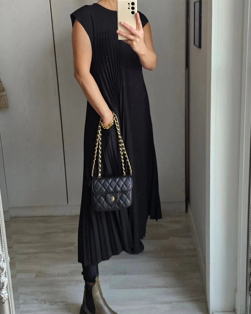 Karensa - Timeless and comfortable dress