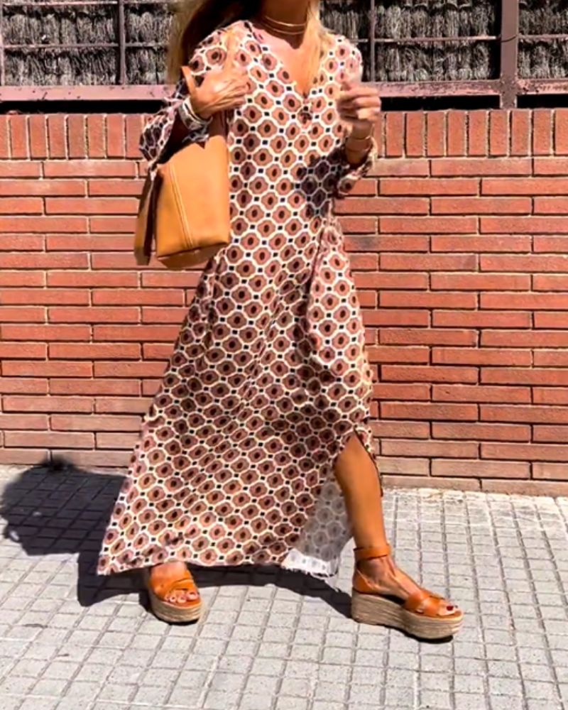 Mira – Dress with Print and Button Closure