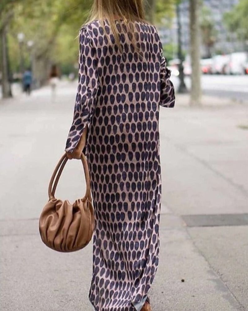 Mira – Dress with Print and Button Closure