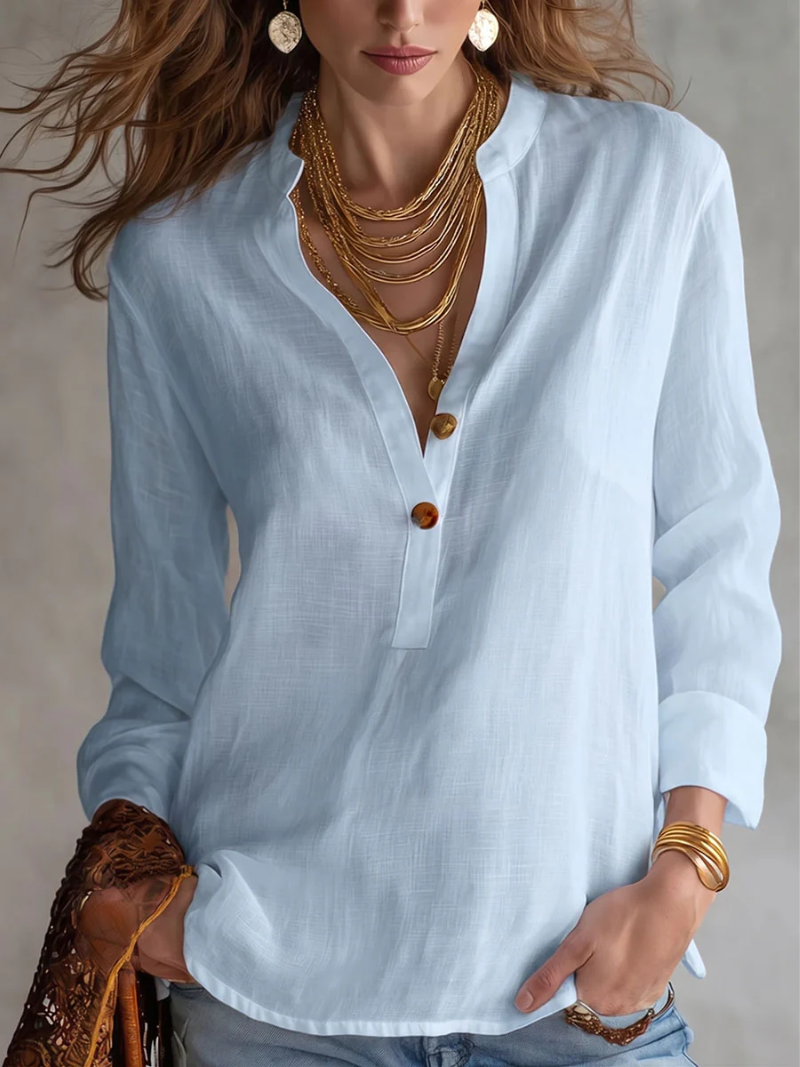 Eva – Blouse with V-neck and button closure