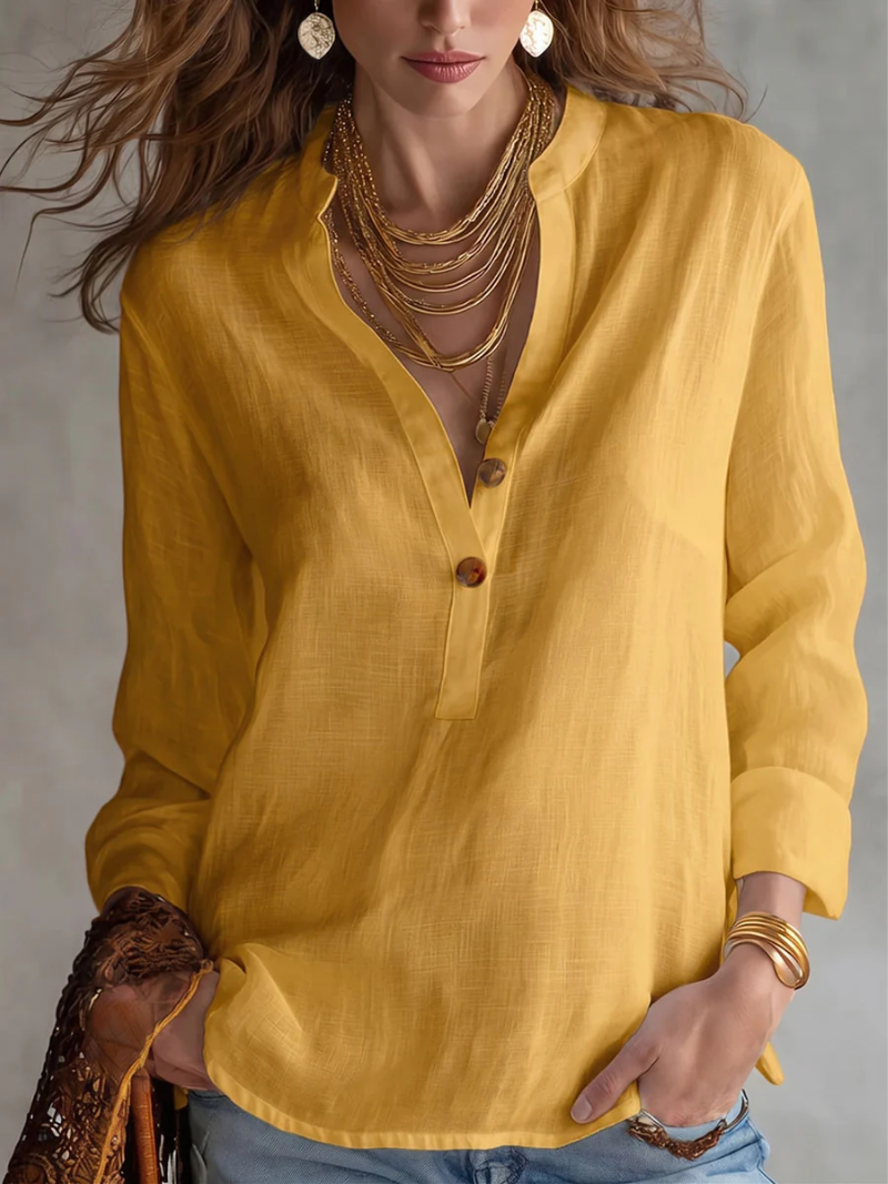 Eva – Blouse with V-neck and button closure