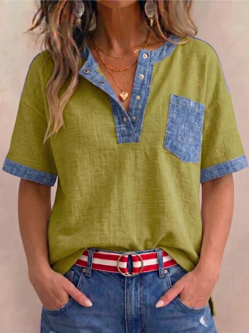 Tessa – Blouse with Button Closure