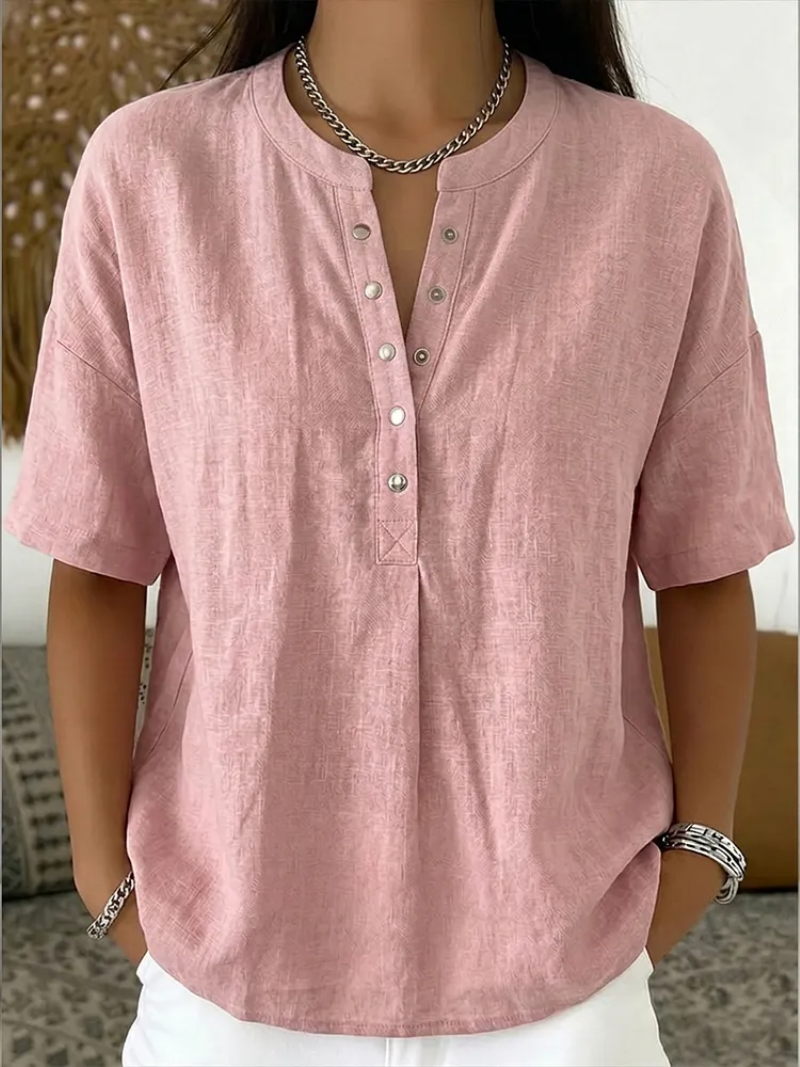 Eva – Top with button detail and round neckline