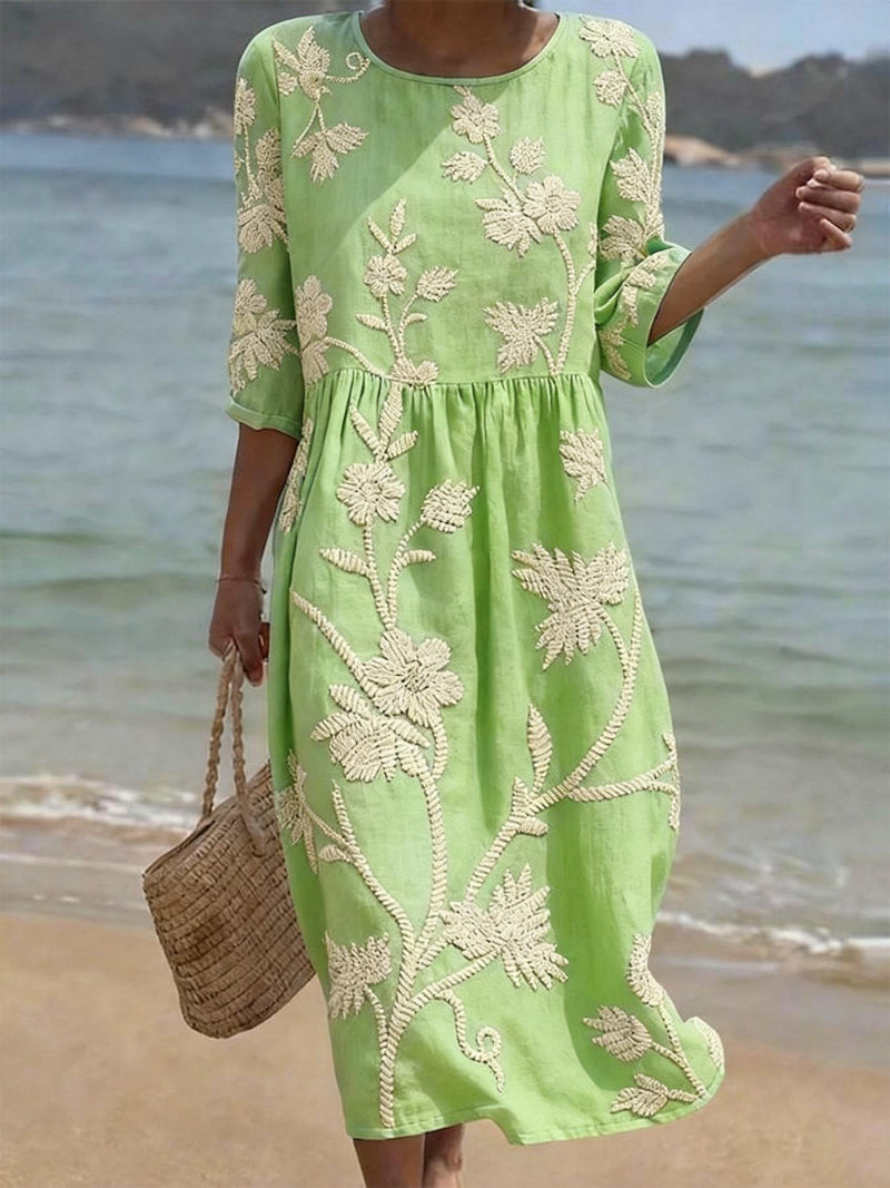 Delyth - Elegant Vintage Style Embroidered Flowy Midi Dress