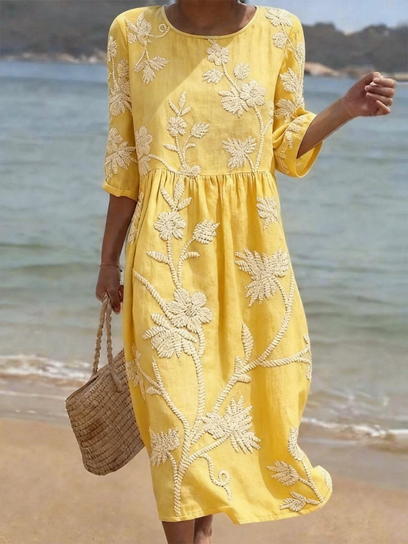 Delyth - Elegant Vintage Style Embroidered Flowy Midi Dress