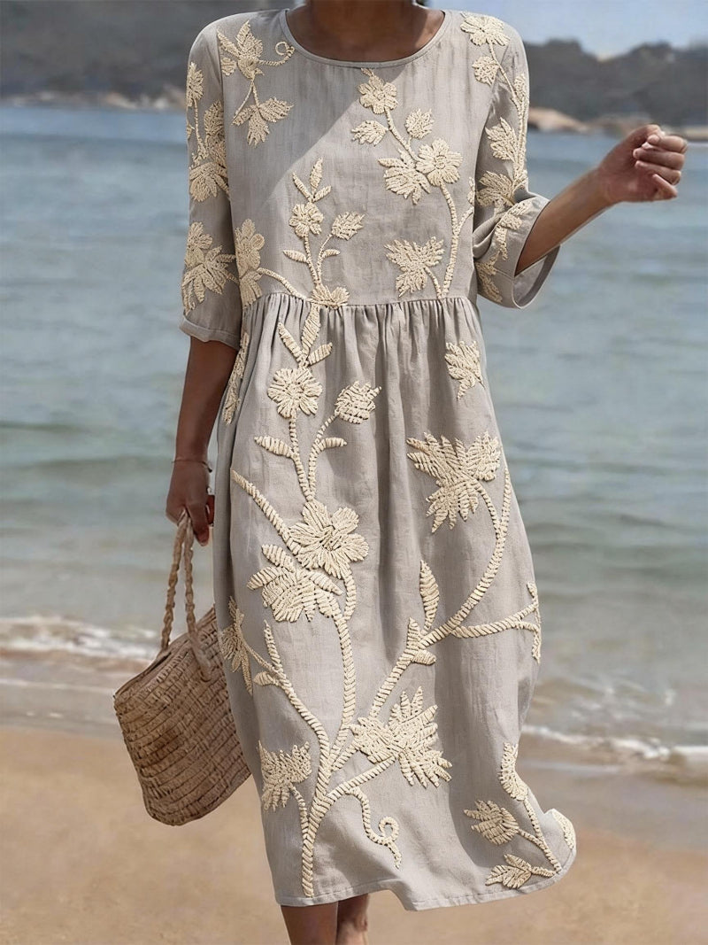 Delyth - Elegant Vintage Style Embroidered Flowy Midi Dress