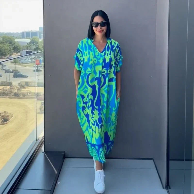 Elena – Dress with V-neck