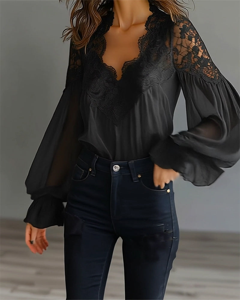 Ilvara - Women's Elegant Lace Blouse