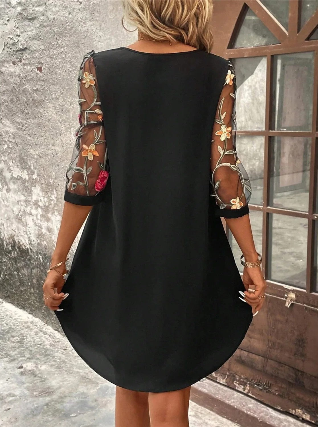 Elirene - Light and Elegant Summer Dress