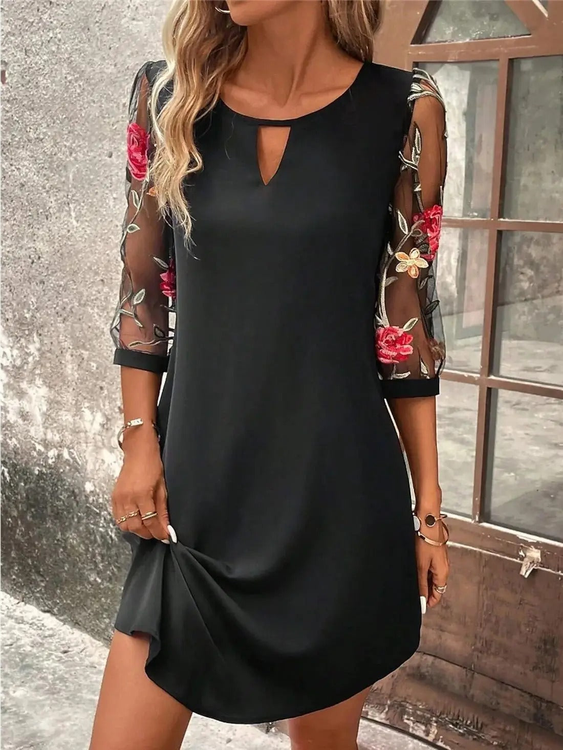 Elirene - Light and Elegant Summer Dress